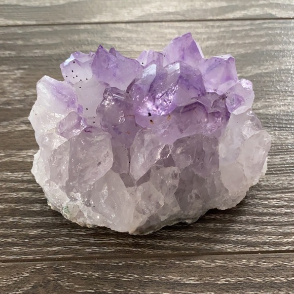 Amethyst crystal healing stone